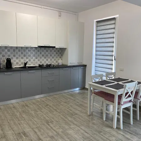 Costin Apartments C&C Residence 3 *