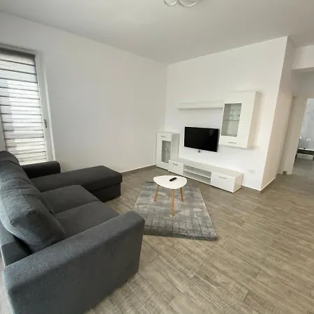 Costin Apartments C&C Residence 3